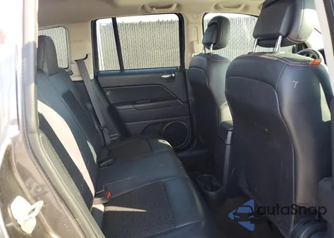 2016 Jeep Compass Sport z USA, uszkodzony, nr VIN 1C4NJCBB8GD784661